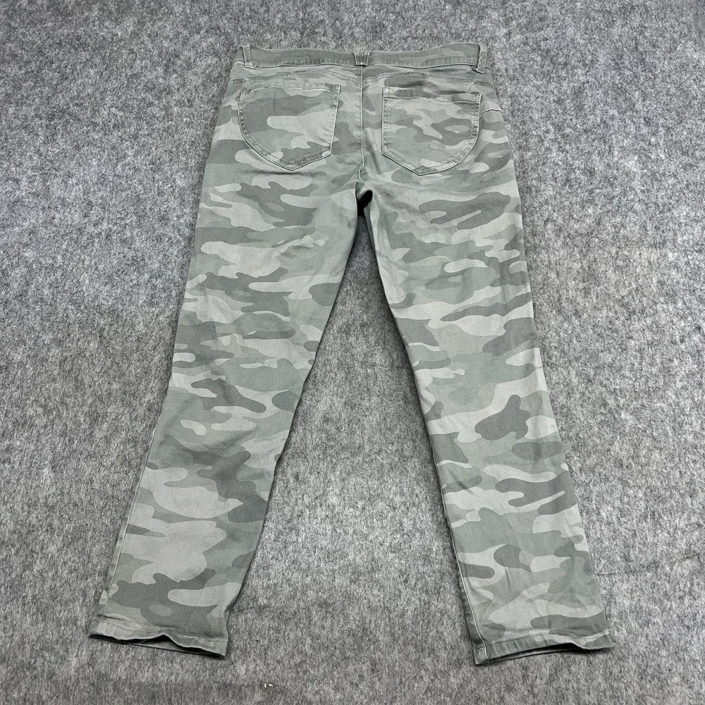 Democracy Ab Solution Jeans Womens 10 Green Camo Mid Rise Skinny Stretch 32x25 - Picture 2 of 16